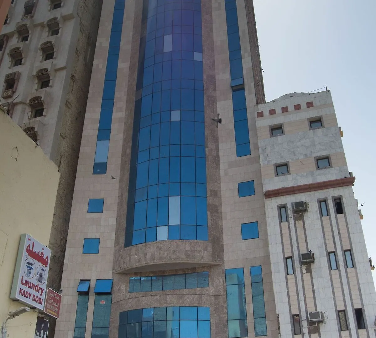 Al Nosour Al Mohajreen Hotel location